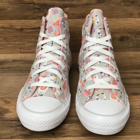 CONVERSE CTAS HIGH TOP BRAND NEW - Picture 3 of 15